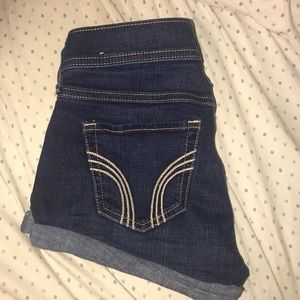 hollister short-short low rise